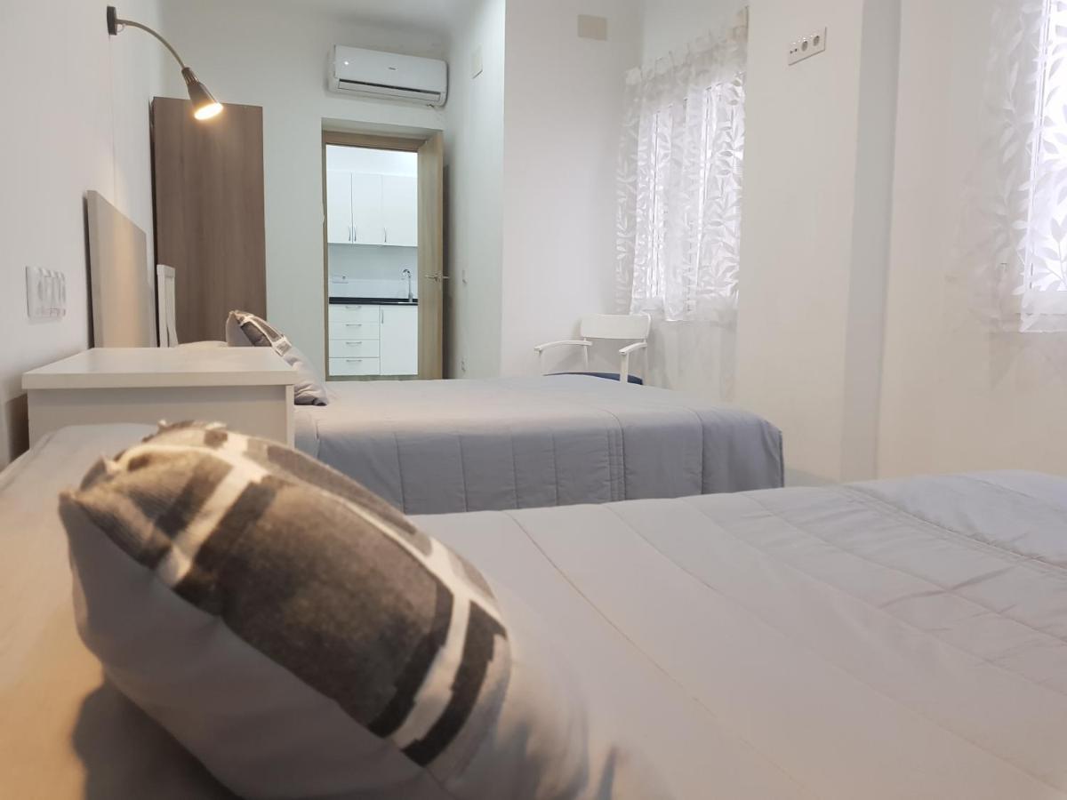 Luceros Apartamentos Аликанте Екстериор снимка