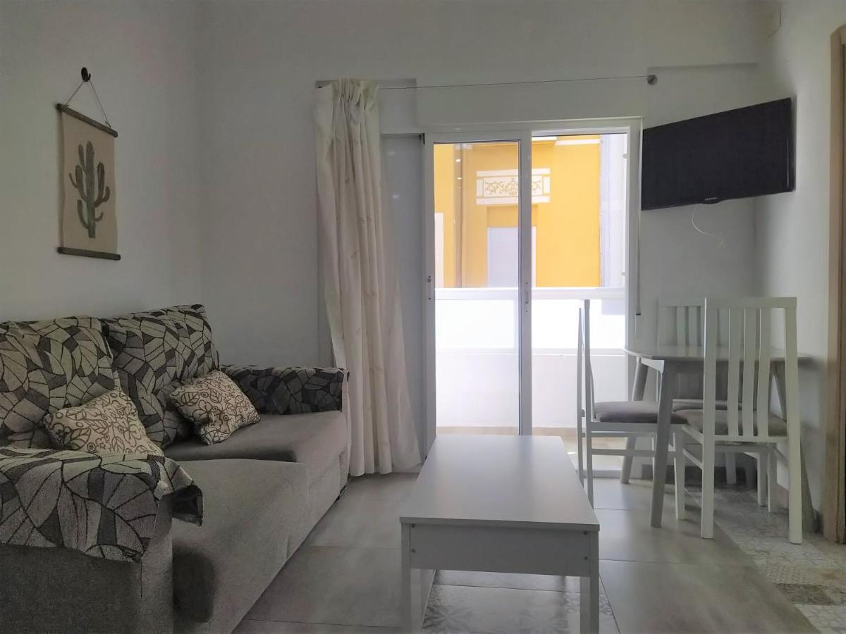 Luceros Apartamentos Аликанте Екстериор снимка